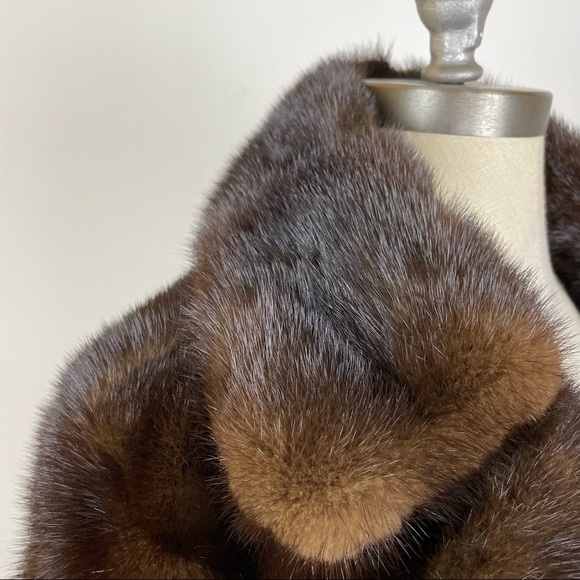 Mink Coat Purchased in Beverly Hills - Picture 3 of 12